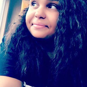 Meet your Posher, Amaya